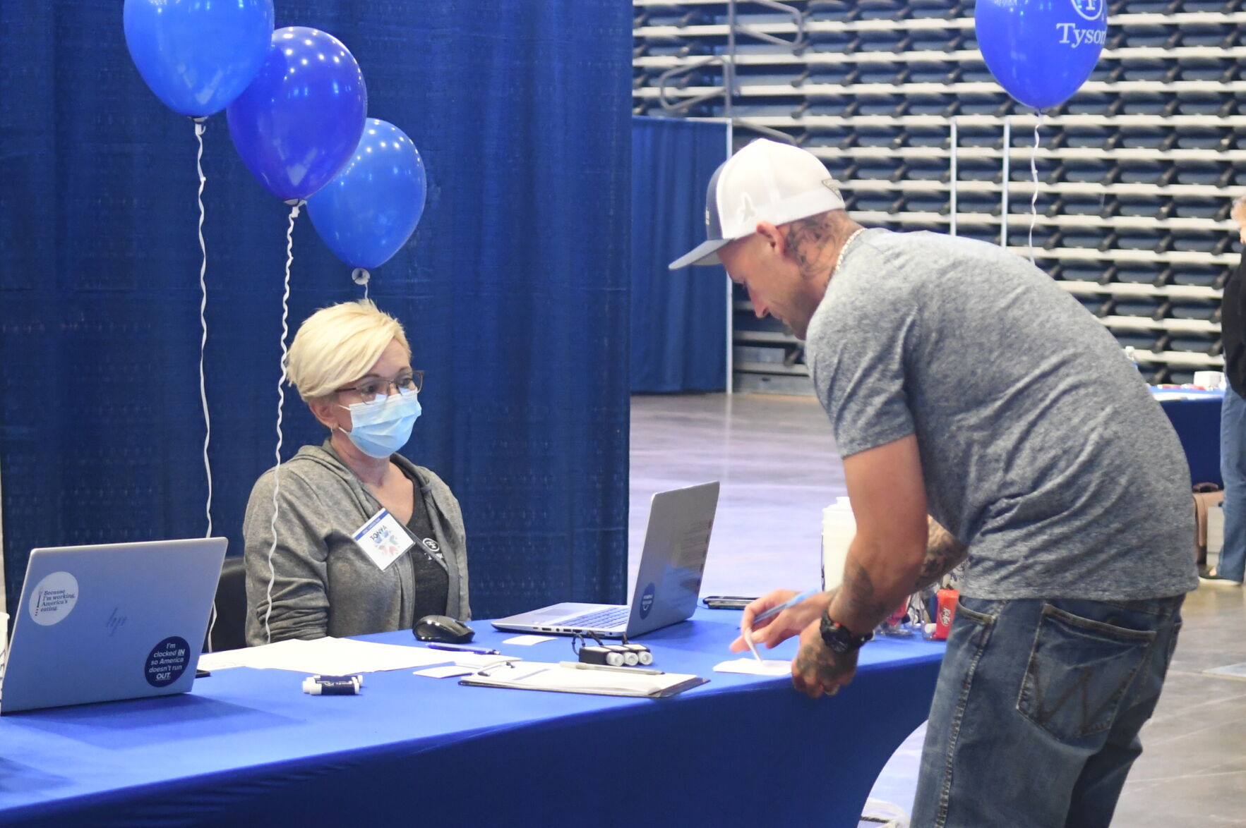 210513-news-job fair km
